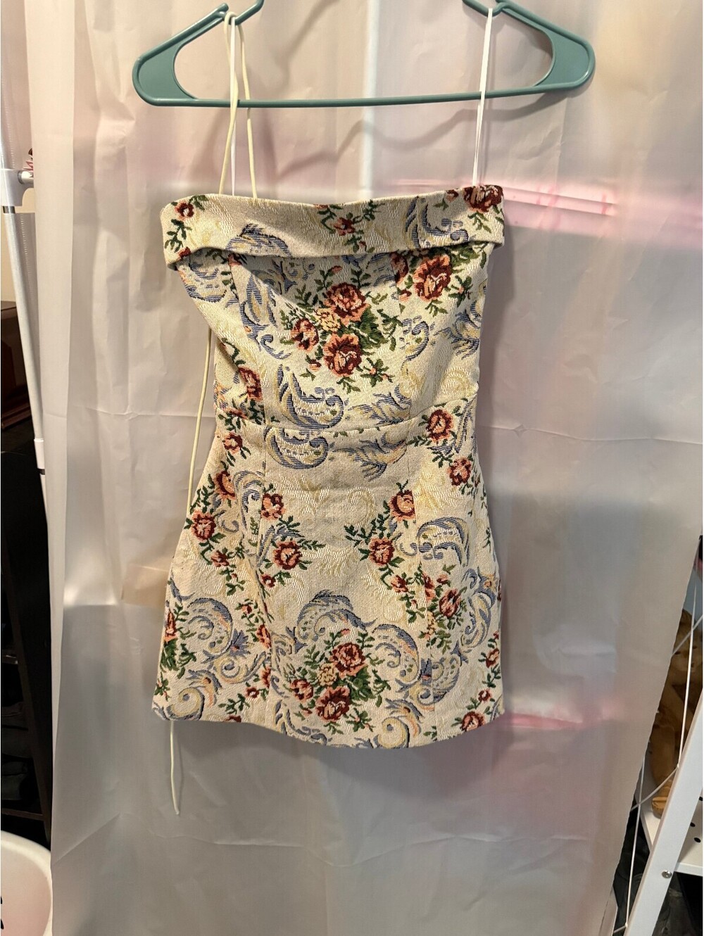 Edkited Floral Strapless Mini Dress with Lace-Up Back